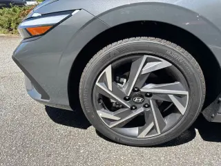 Hyundai ELANTRA 2025 SEL Sport 4dr Sedan