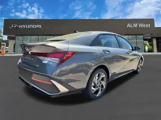 Hyundai ELANTRA 2025 SEL Sport 4dr Sedan