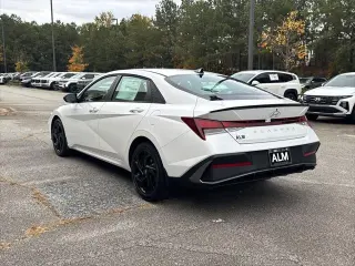 Hyundai ELANTRA 2026 SEL Sport 4dr Sedan
