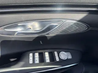 Genesis GV70 2025 AWD 2.5T Standard 4dr SUV