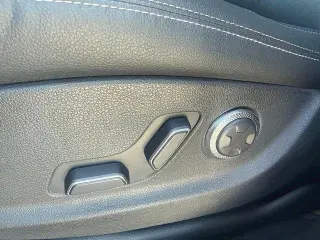 Genesis GV70 2025 AWD 2.5T Standard 4dr SUV