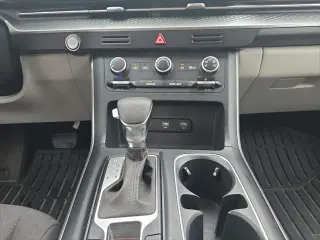 Kia Carnival 2022 LX 4dr Mini-Van