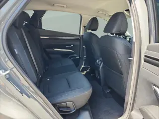 Hyundai TUCSON 2024 SEL 4dr SUV (lanzamiento medio del año)