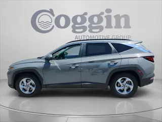 Hyundai TUCSON 2024 SEL 4dr SUV (lanzamiento medio del año)