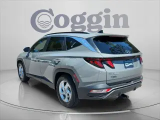 Hyundai TUCSON 2024 SEL 4dr SUV (lanzamiento medio del año)