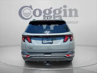 Hyundai TUCSON 2024 SEL 4dr SUV (lanzamiento medio del año)