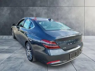 Genesis G70 2023 2.0T 4dr Sedán