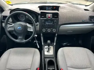 Subaru Forester 2014 tracción en todas las ruedas 2.5i Premium 4dr Wagon CVT