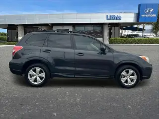 Subaru Forester 2014 tracción en todas las ruedas 2.5i Premium 4dr Wagon CVT