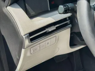 Hyundai TUCSON 2026 SEL Premium 4dr SUV