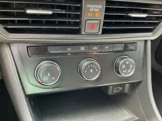 Volkswagen Jetta 2019 S 4p Sedan 6M