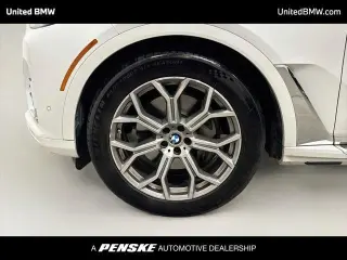 BMW X7 2020 4x4 xDrive40i 4p Vehículo de Actividad Deportiva