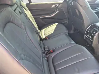 BMW X7 2022 AWD xDrive40i 4p Puerta Deportiva de Actividad Deportiva