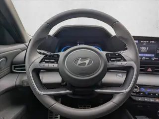 Hyundai ELANTRA 2026 SEL Sport Premium 4dr Sedán