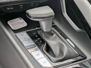 Hyundai ELANTRA 2026 SEL Sport Premium 4dr Sedán