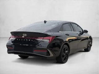 Hyundai ELANTRA 2026 SEL Sport Premium 4dr Sedán