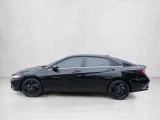 Hyundai ELANTRA 2026 SEL Sport Premium 4dr Sedán
