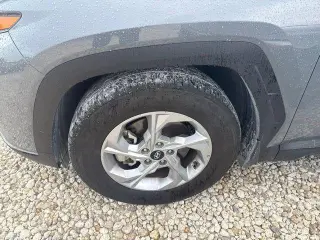 Hyundai TUCSON 2024 SEL 4dr SUV (versión de mitad de año)