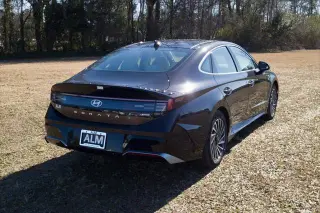Hyundai SONATA Hybrid 2025 Limited 4dr Sedn