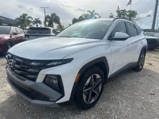 Hyundai TUCSON 2025 SEL 4p SUV
