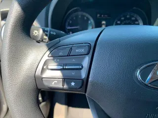 Hyundai KONA 2023 AWD SE 4p Crossover
