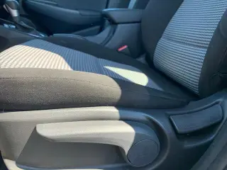 Hyundai KONA 2023 AWD SE 4p Crossover