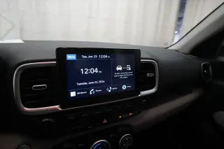 Hyundai VENUE 2025 SEL 4p Crossover