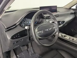 Genesis GV70 2025 AWD 2.5T Standard 4p SUV