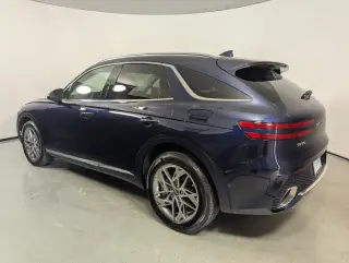 Genesis GV70 2025 AWD 2.5T Standard 4p SUV