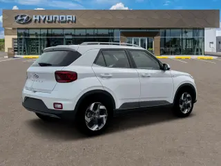 Hyundai VENUE 2026 SEL 4dr Crossover