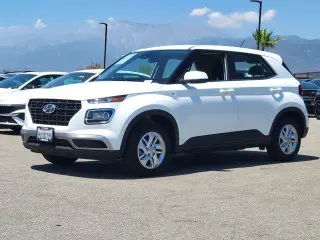 Hyundai VENUE 2026 SE 4p Crossover