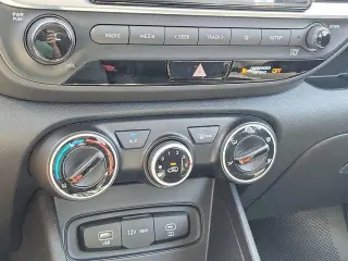 Hyundai VENUE 2026 SE 4p Crossover
