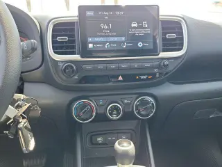 Hyundai VENUE 2026 SE 4p Crossover