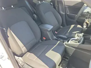 Hyundai VENUE 2026 SE 4p Crossover