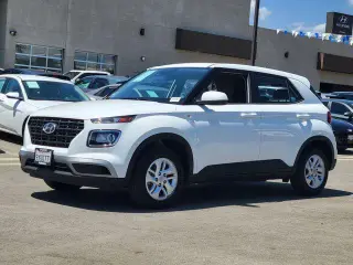 Hyundai VENUE 2026 SE 4p Crossover