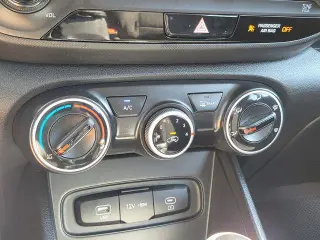 Hyundai VENUE 2026 SE 4p Crossover