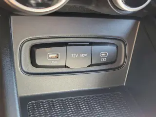 Hyundai VENUE 2026 SE 4p Crossover