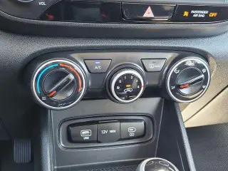 Hyundai VENUE 2026 SE 4p Crossover