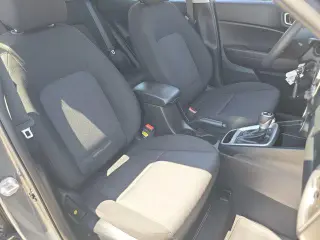 Hyundai VENUE 2026 SE 4p Crossover