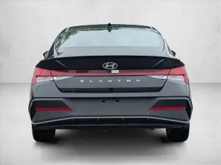 Hyundai ELANTRA 2025 SEL Sport 4dr Sedan