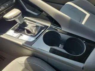 Hyundai ELANTRA 2023 SEL 4p Sedana