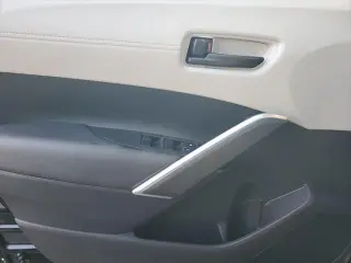 Toyota Corolla Cross 2024 L 4dr Crossover