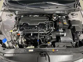 Hyundai ELANTRA 2024 Limited Sedán 4p.