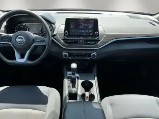 Nissan Altima 2025 2.5 SV Sedan 4p