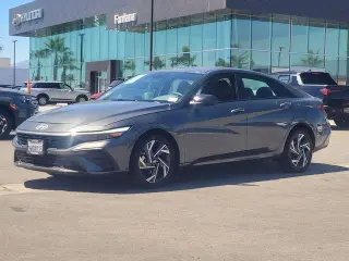 Hyundai ELANTRA Hybrid 2025 SEL Sport 4p Sedan