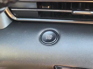 Hyundai ELANTRA 2026 SEL Sport 4p Sedana