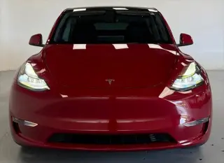 Tesla Model Y 2021 AWD Performance 4dr Crossover
