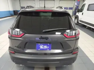 2020 Jeep Cherokee
