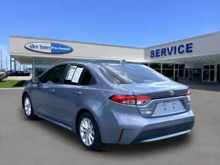 Toyota Corolla 2021 LE 4p Sedana