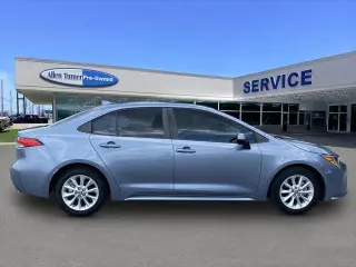 Toyota Corolla 2021 LE 4p Sedana